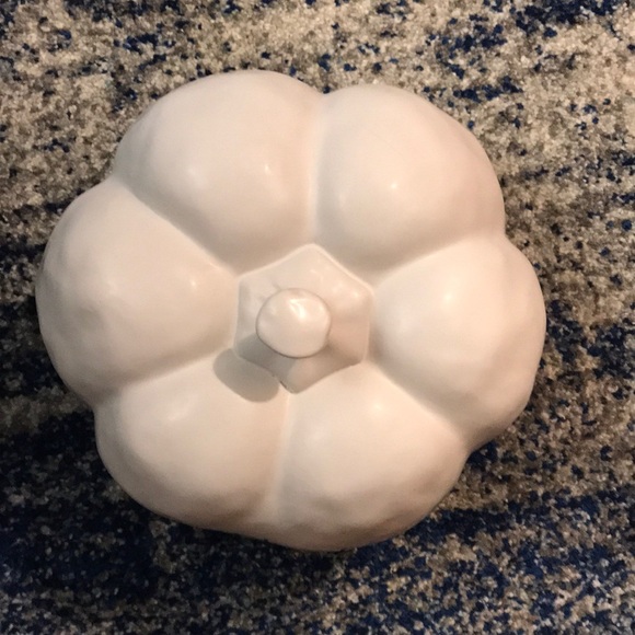 “Trick” medium pumpkin - Rae Dunn - Picture 2 of 6